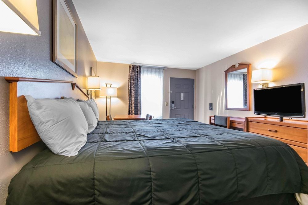Photo of Bedroom in Highland Park