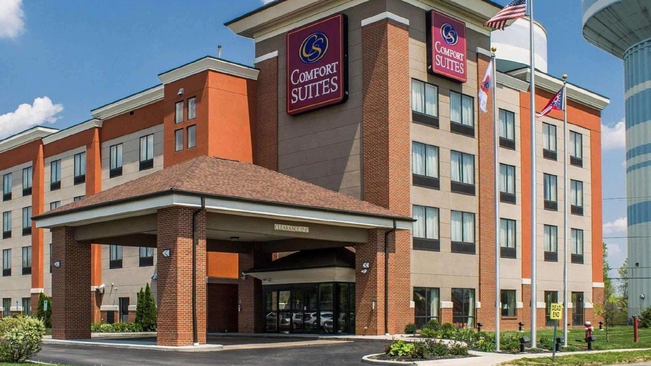 Photo of Buildings in Summit Station