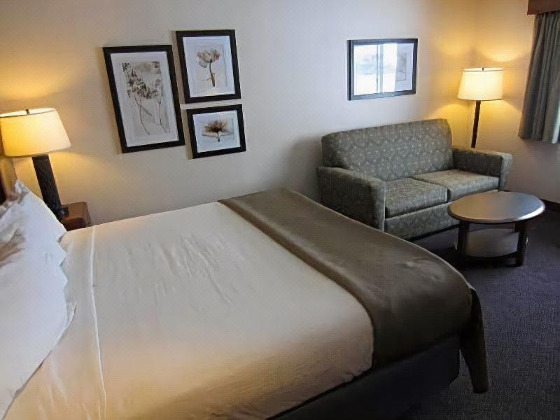 Photo of Bedroom in Hutchinson
