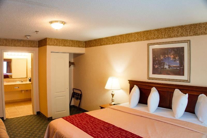Photo of Bedroom in Berea