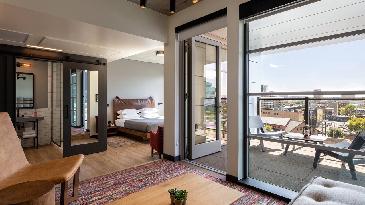 Photo of Livingroom in Downtown East