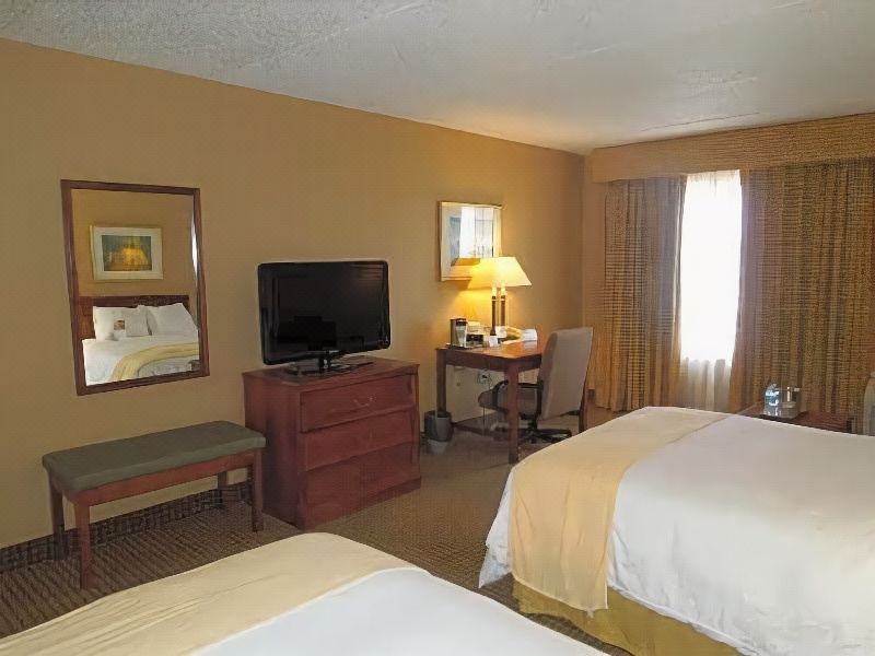 Photo of Bedroom in North Olmsted