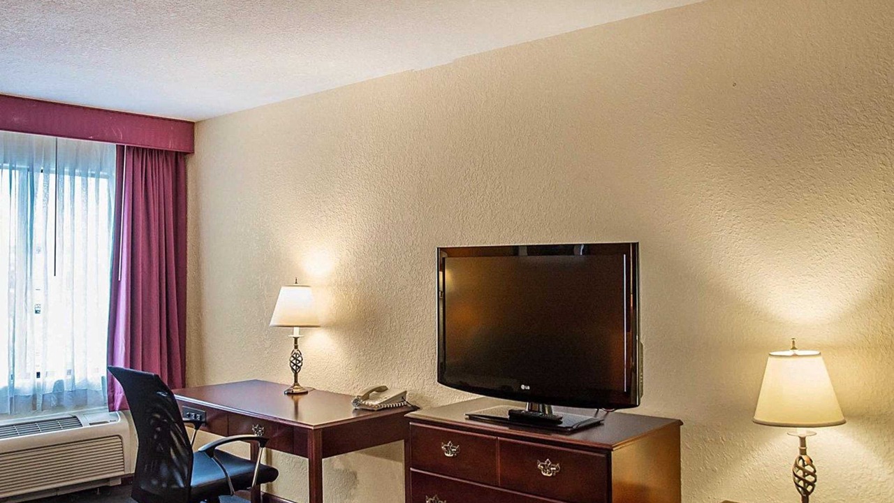 Photo of Livingroom in Forest Park