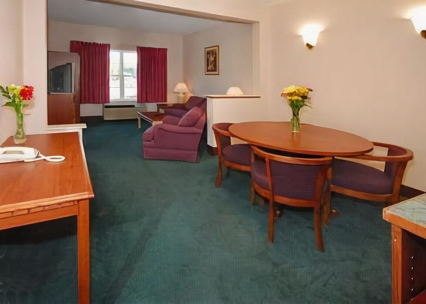 Photo of Livingroom in Marquette