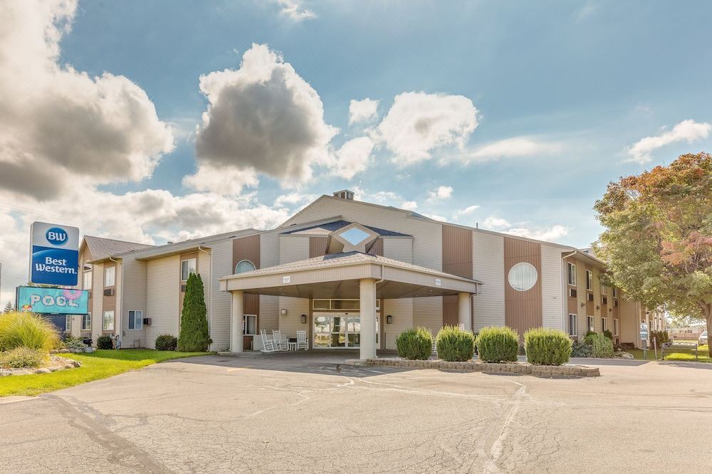 Photo of Buildings in Ludington