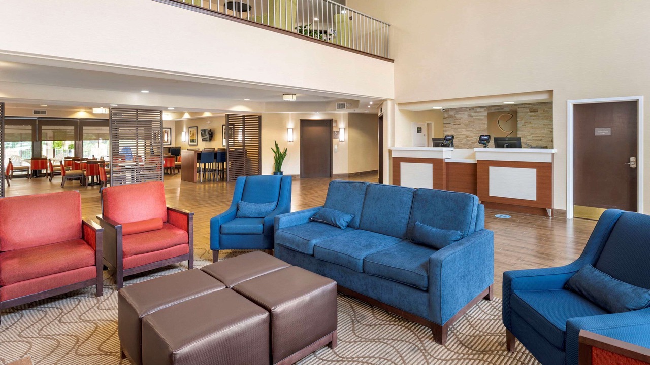 Photo of Livingroom in Lafayette