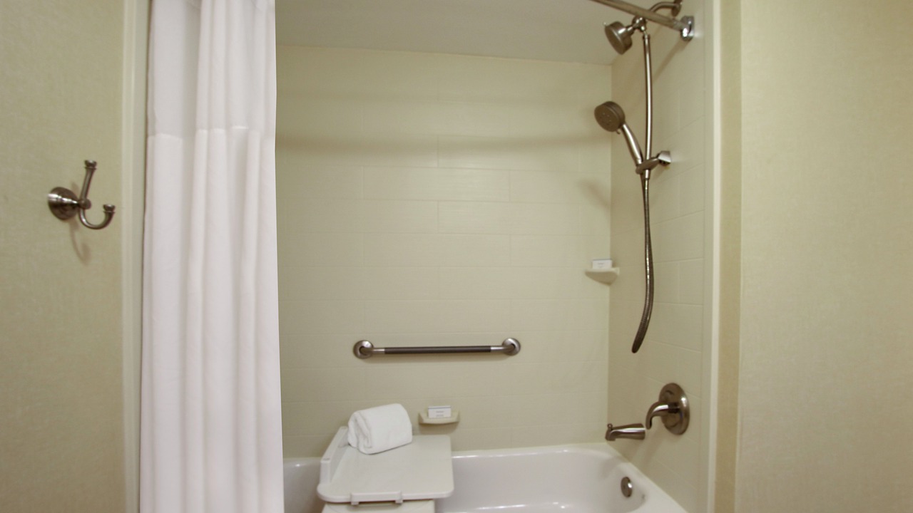 Photo of Bathroom in Austinburg