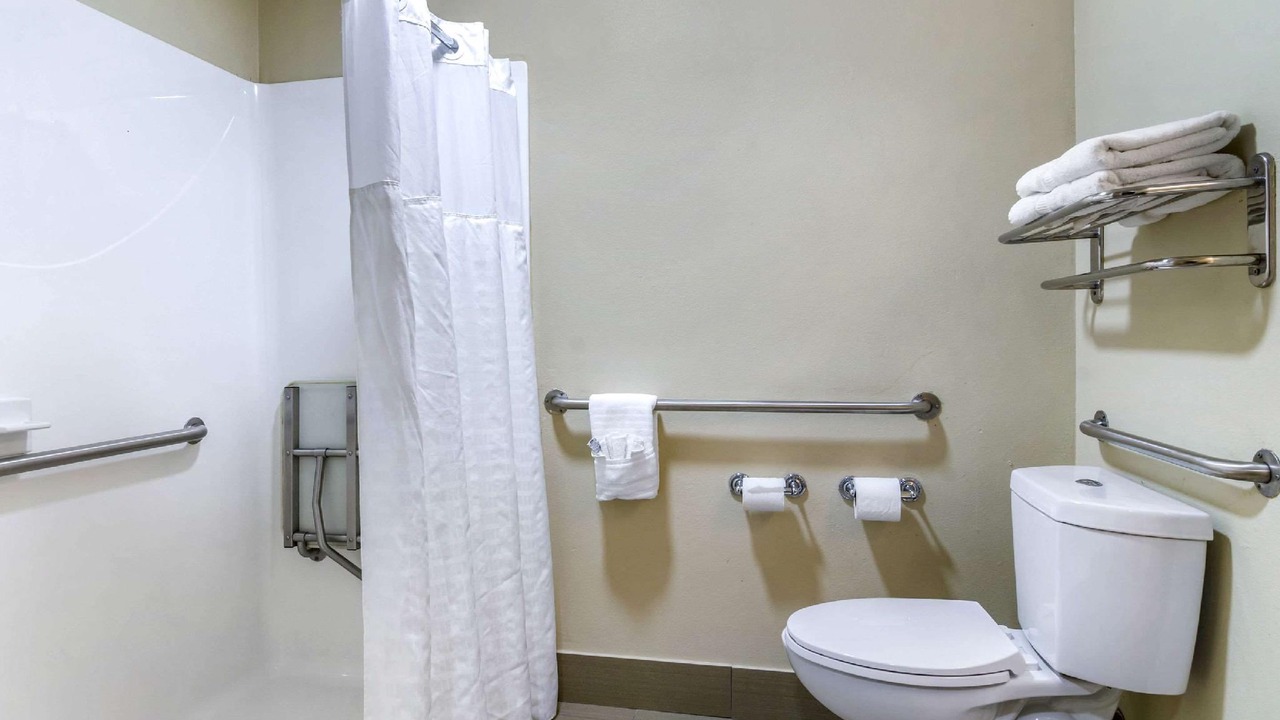 Photo of Bathroom in Ottawa