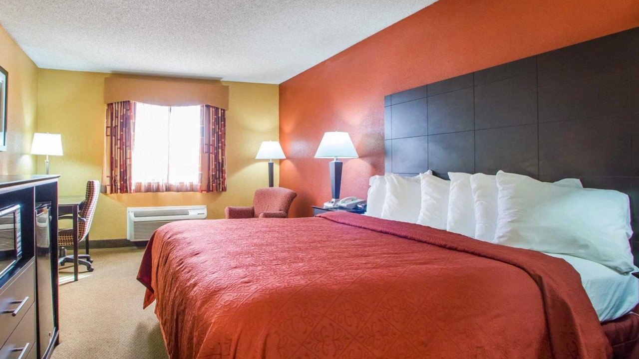 Photo of Bedroom in Kimberly
