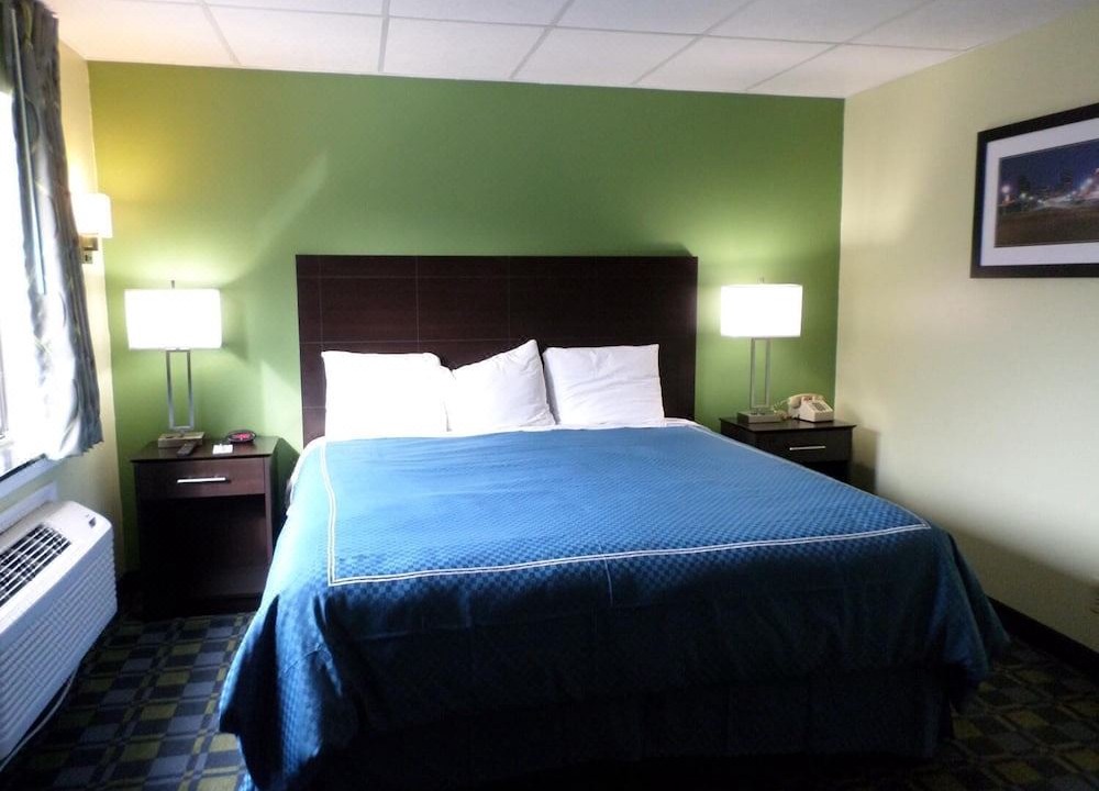 Photo of Bedroom in Lakewood