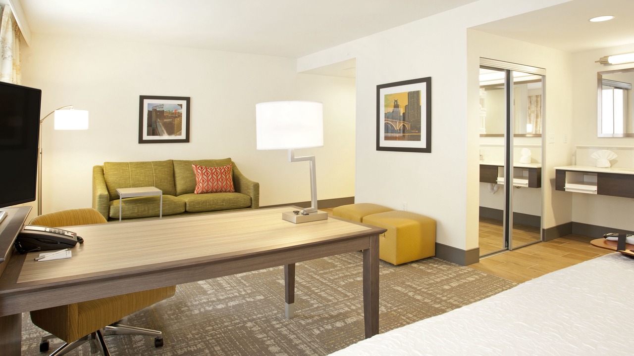 Photo of Livingroom in Downtown West