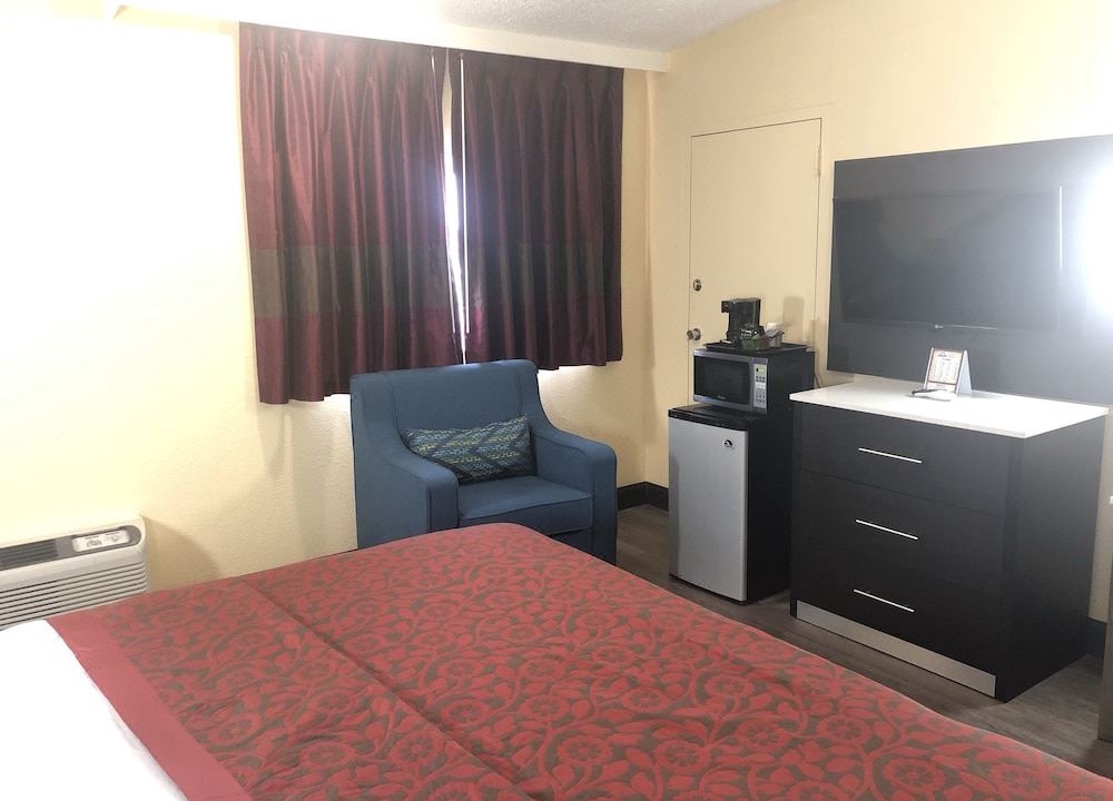 Photo of Bedroom in Grove City