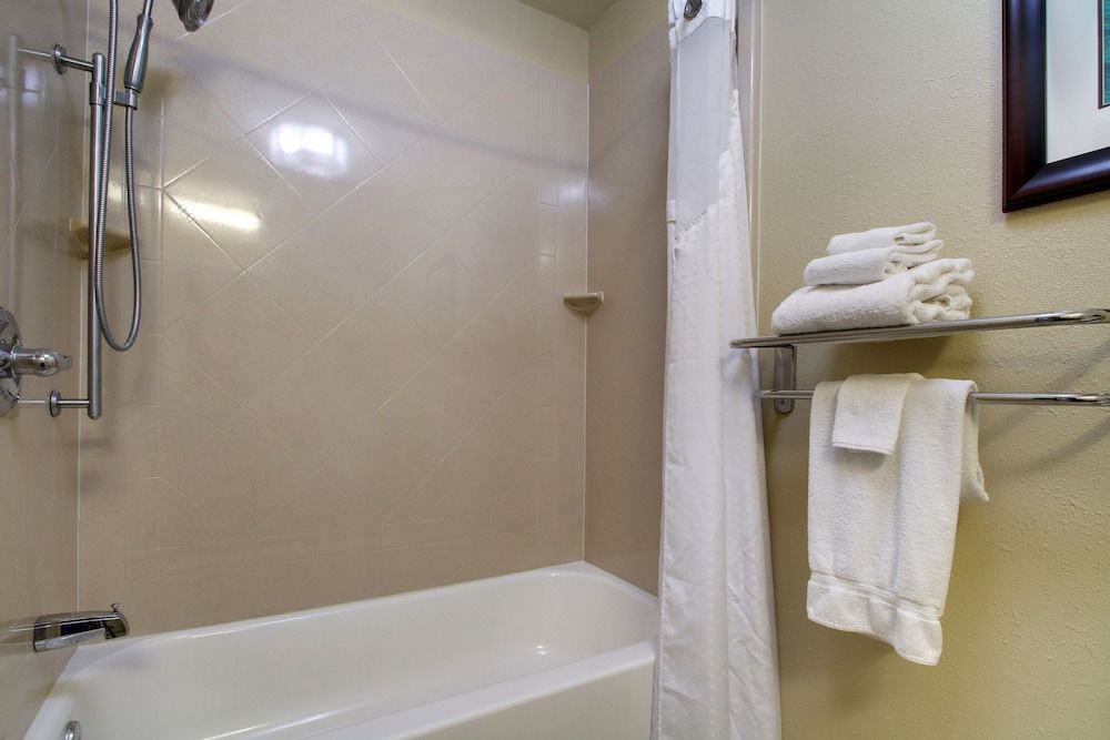 Photo of Bathroom in Morehead