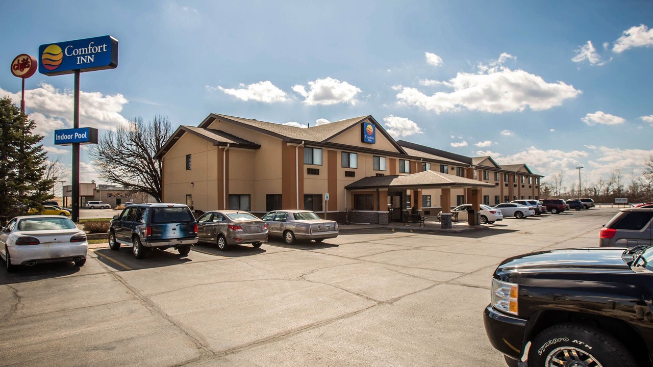 Photo of Buildings in Morris