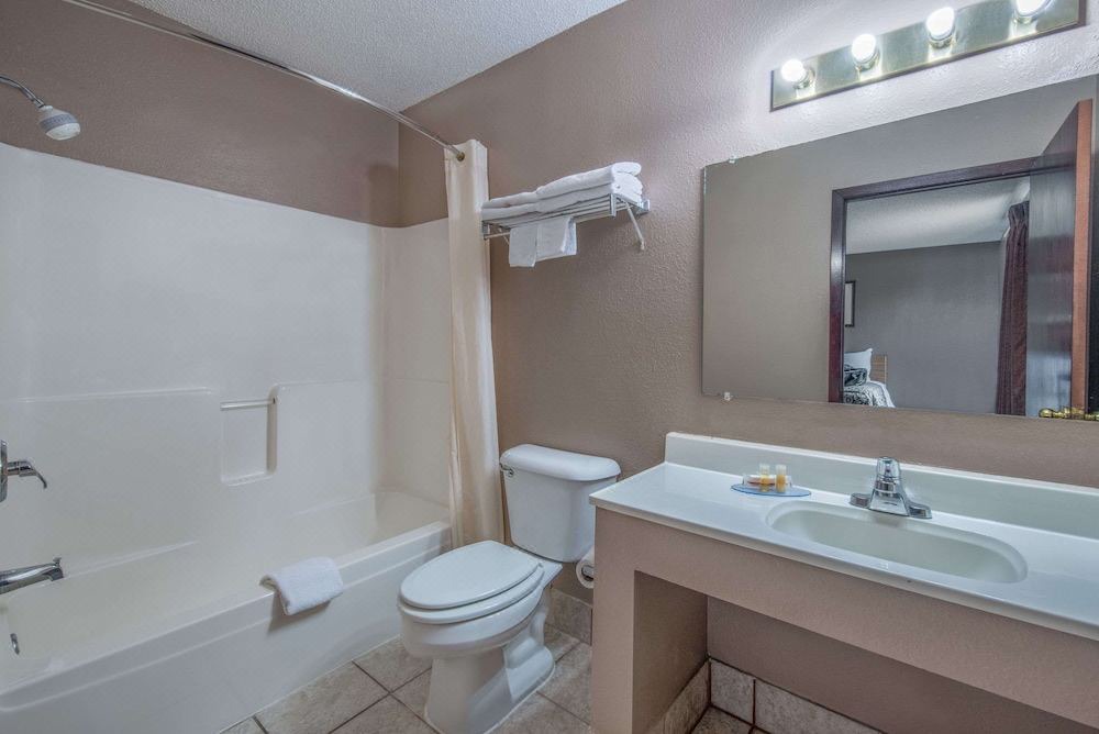 Photo of Bathroom in Jamestown