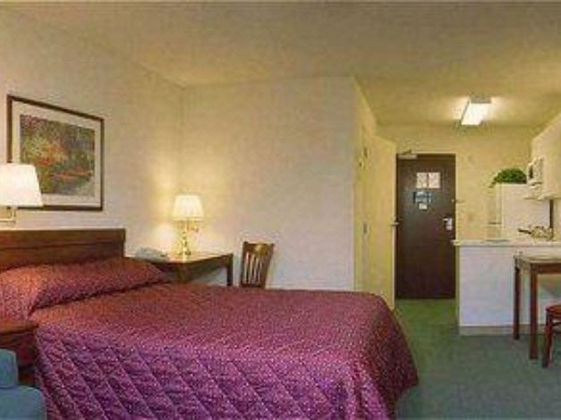 Photo of Bedroom in Sterling Heights