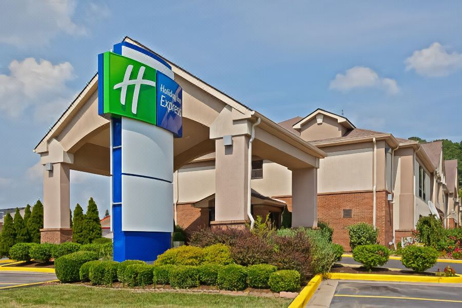 Photo of Buildings in Morehead