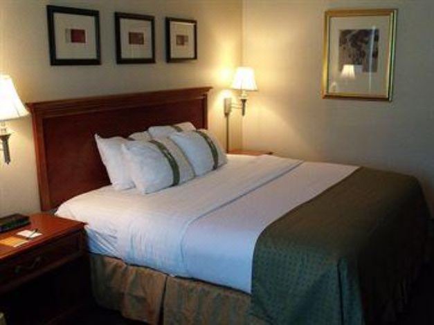 Photo of Bedroom in Warren