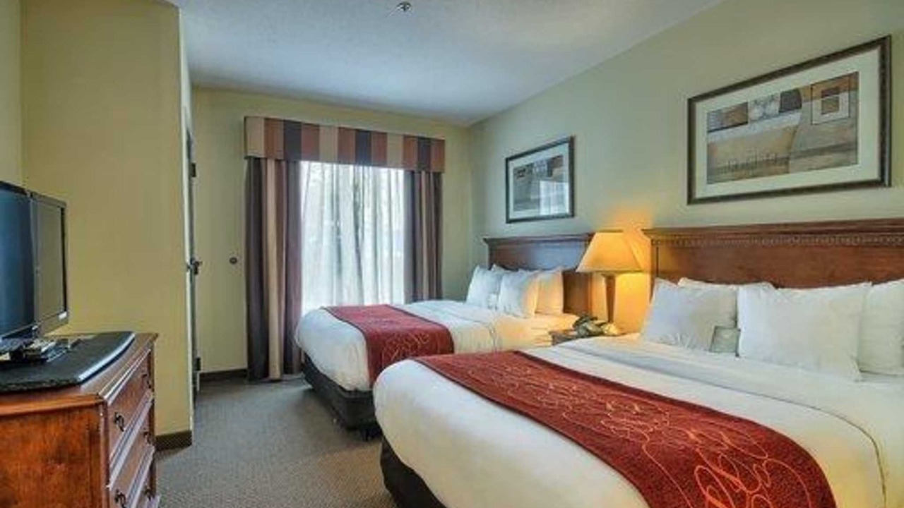 Photo of Bedroom in Mount Saint Joseph