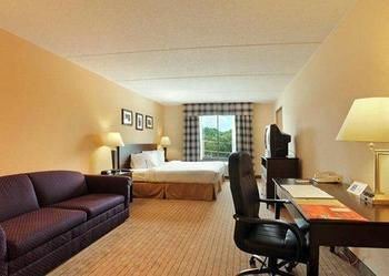 Photo of Livingroom in Watford City