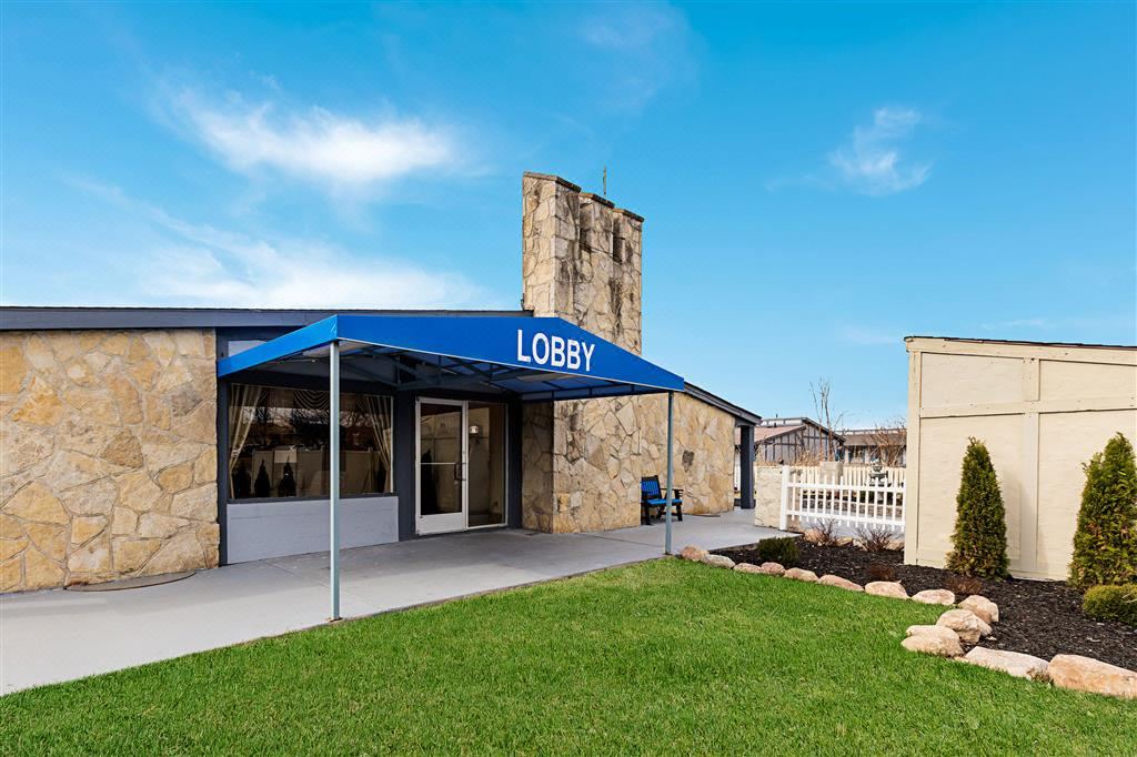 Photo of Buildings in Romulus