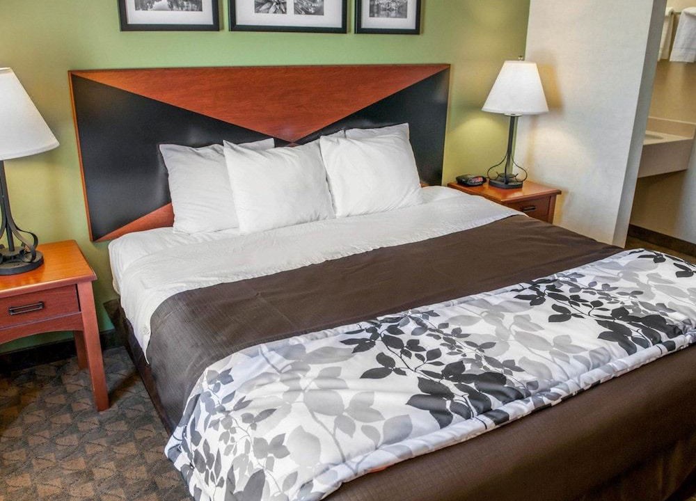 Photo of Bedroom in Urbana