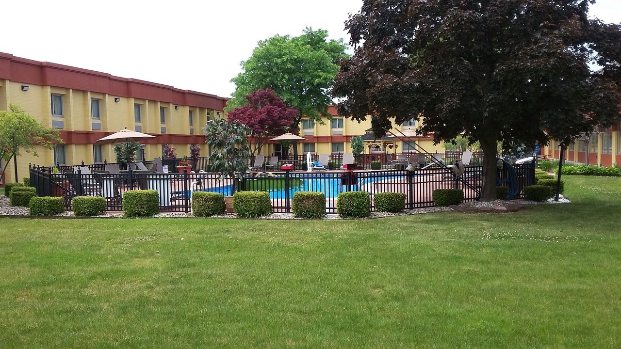 Photo of Buildings in Romulus