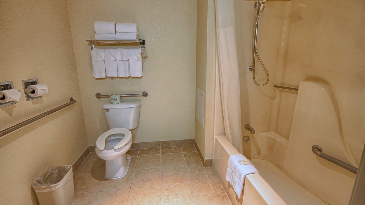 Photo of Bathroom in Dearborn