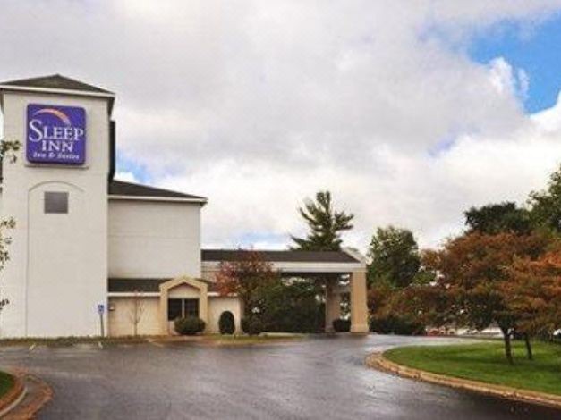 Photo of Buildings in Acme