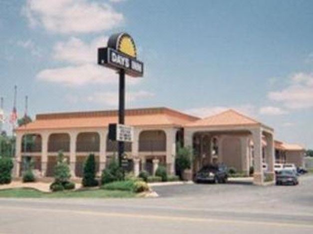 Photo of Buildings in Dumas