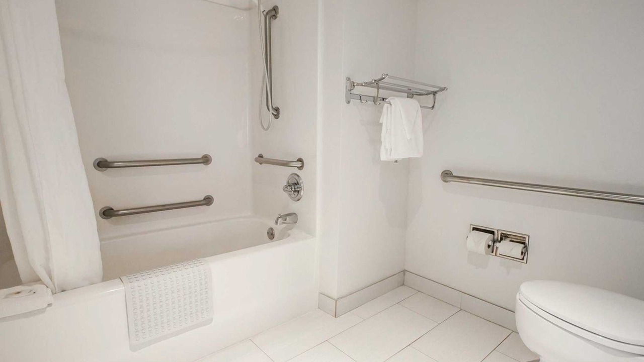 Photo of Bathroom in Hillview