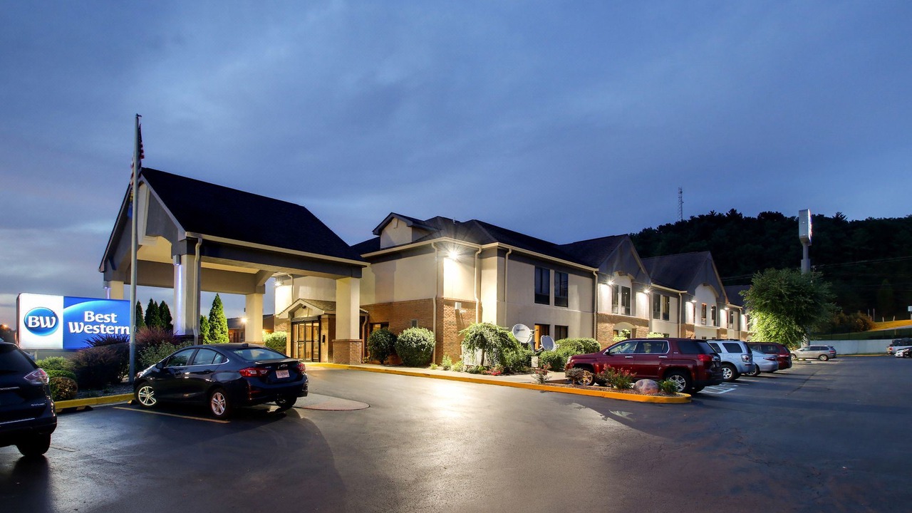 Photo of Buildings in Morehead