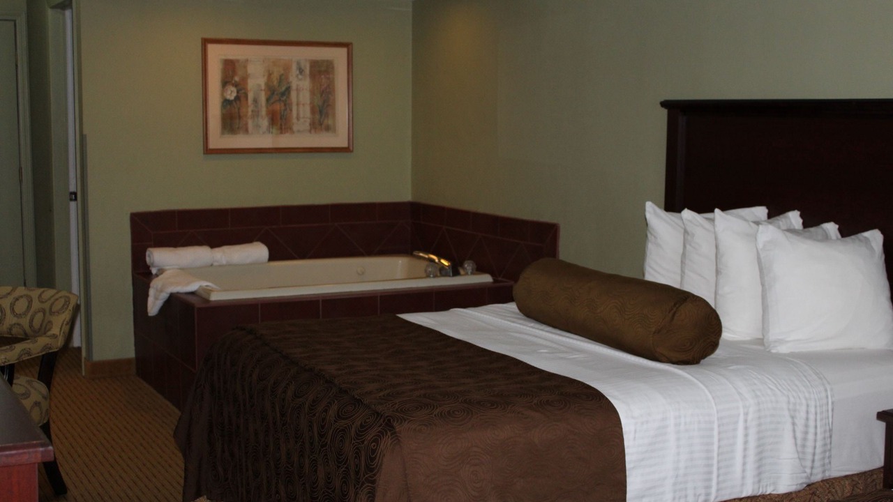 Photo of Bedroom in Minocqua