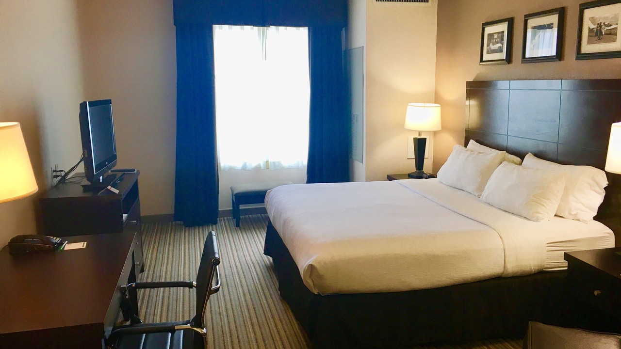 Photo of Bedroom in Fairgrounds