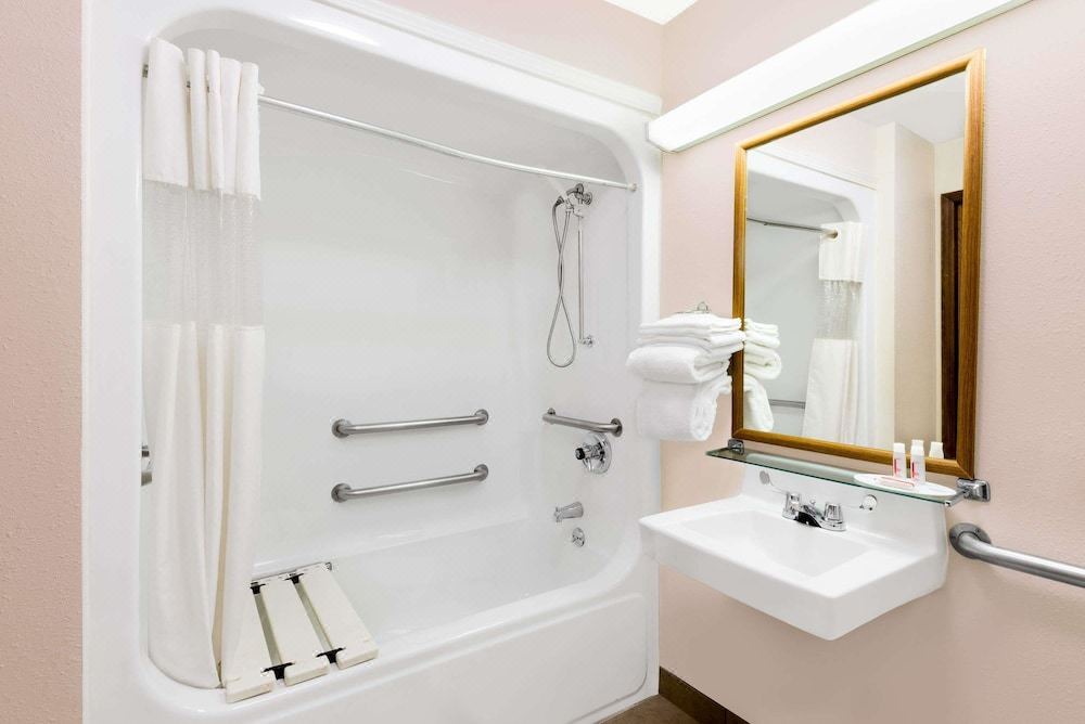 Photo of Bathroom in Zanesville