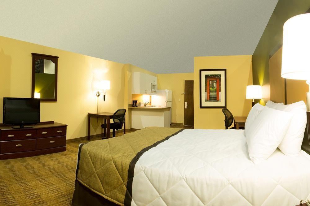 Photo of Bedroom in Sterling Heights