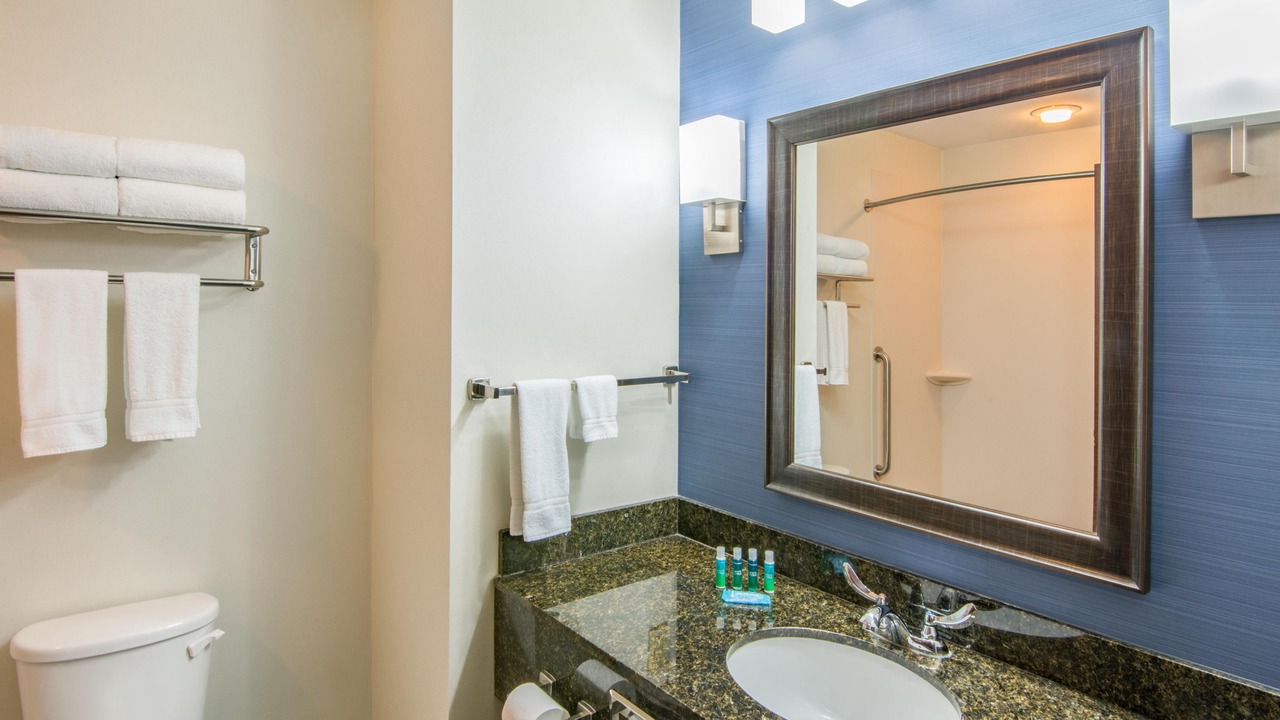 Photo of Bathroom in Brook Park