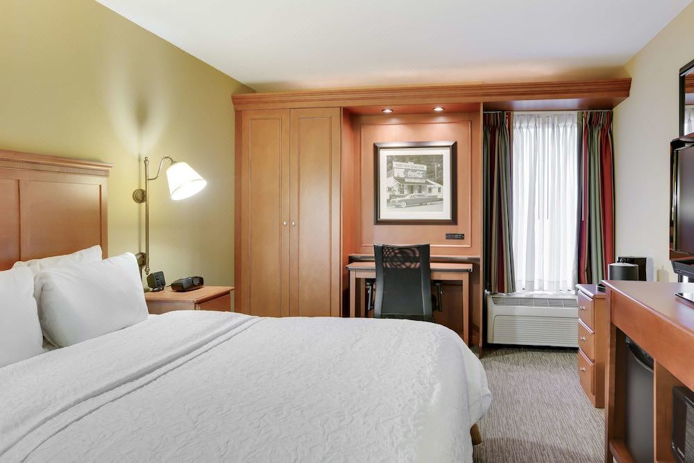 Photo of Bedroom in Moon Township