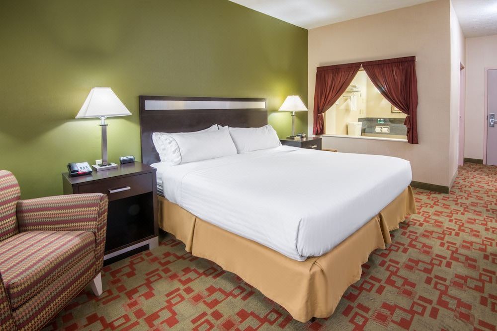 Photo of Bedroom in Brook Park