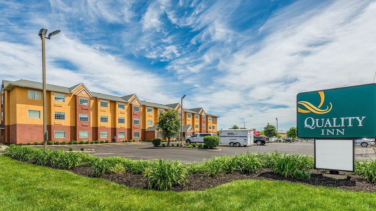 Photo of Buildings in Grove City