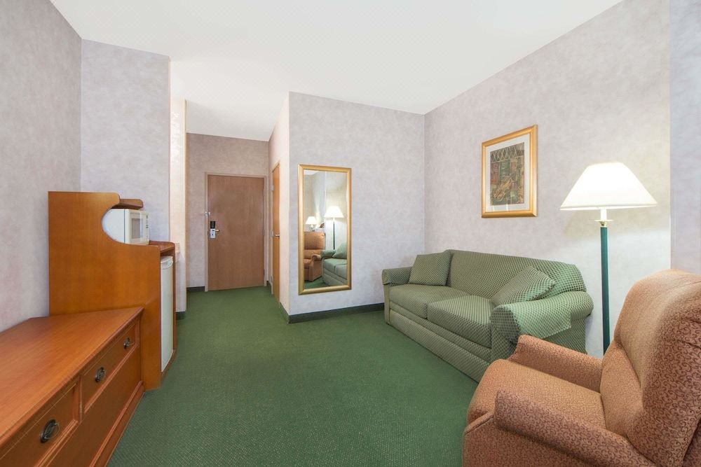 Photo of Livingroom in Dumas