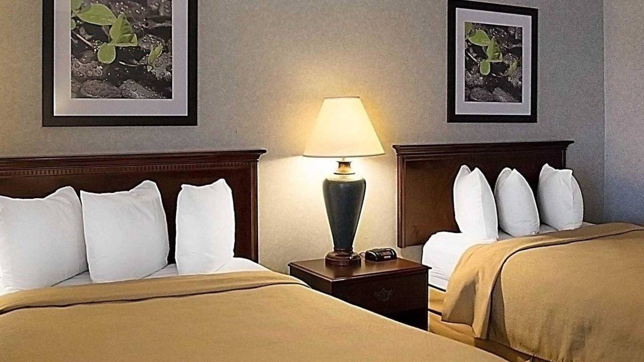 Photo of Bedroom in Forest Park