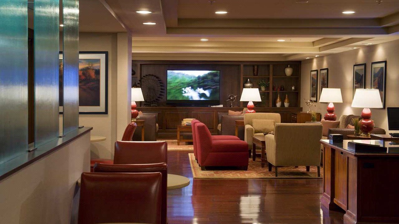 Photo of Livingroom in Mount Saint Joseph