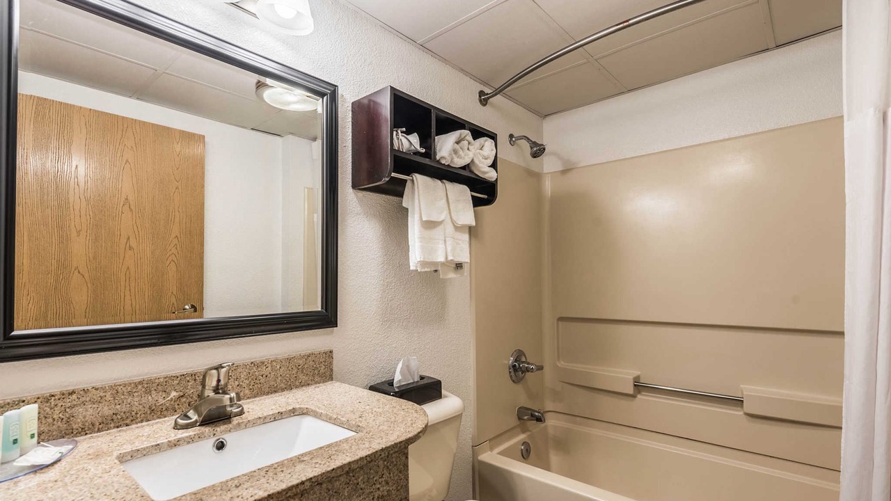 Photo of Bathroom in Grove City