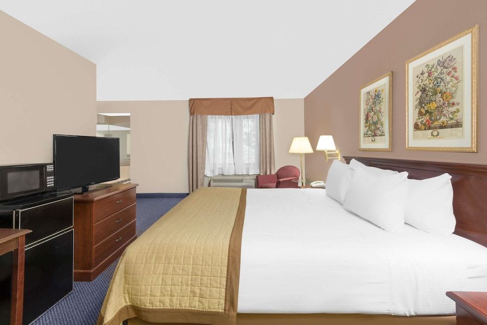 Photo of Bedroom in Zanesville