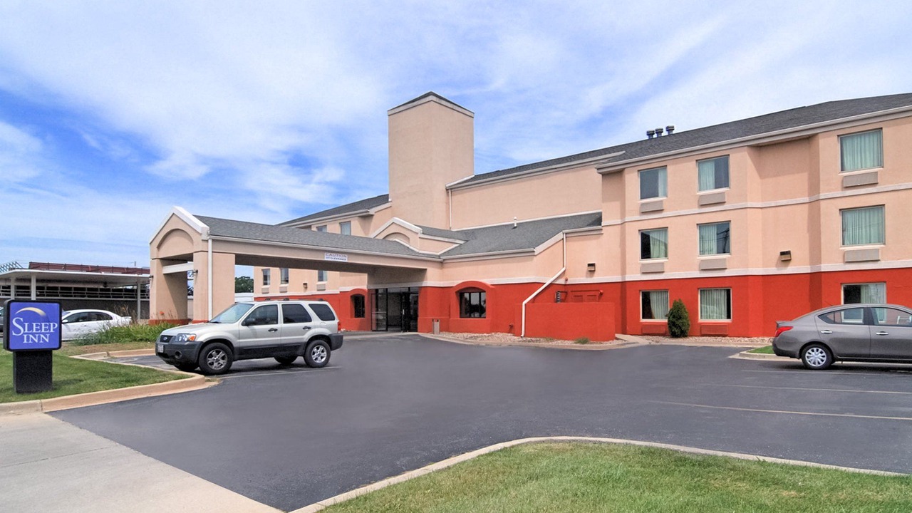 Photo of Buildings in Urbana