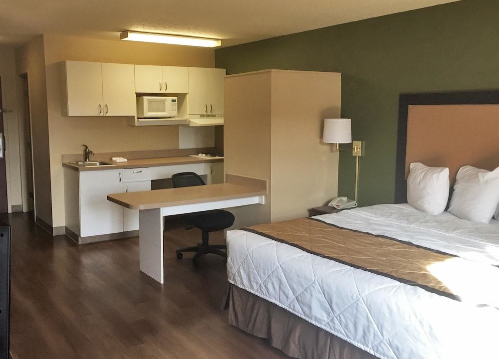Photo of Bedroom in Akron