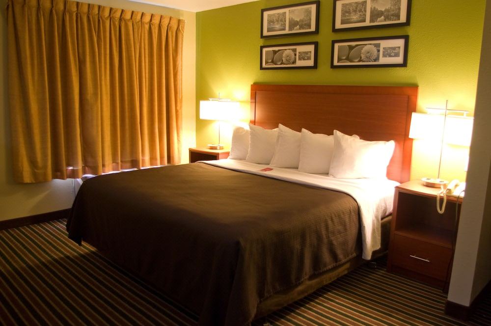Photo of Bedroom in Urbana