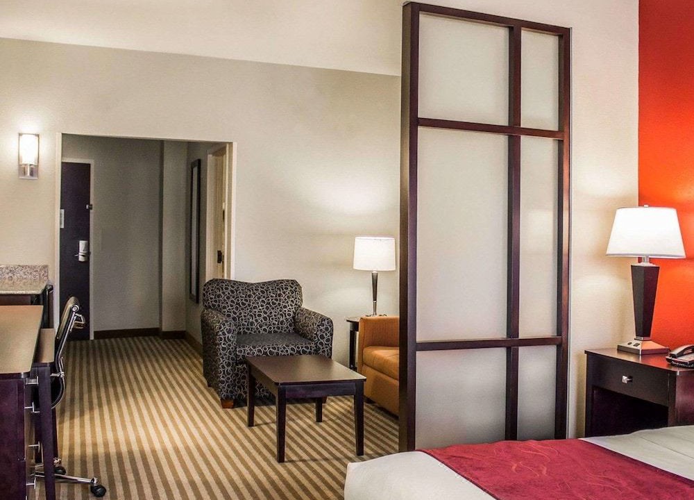 Photo of Bedroom in Summit Station