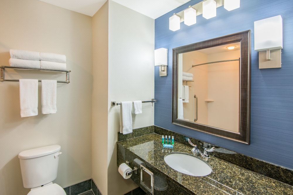 Photo of Bathroom in Brook Park